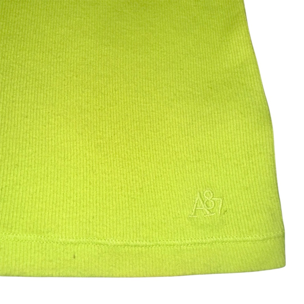 Y2K Aeropostale Henley Tank Top! - Picture 2 of 4